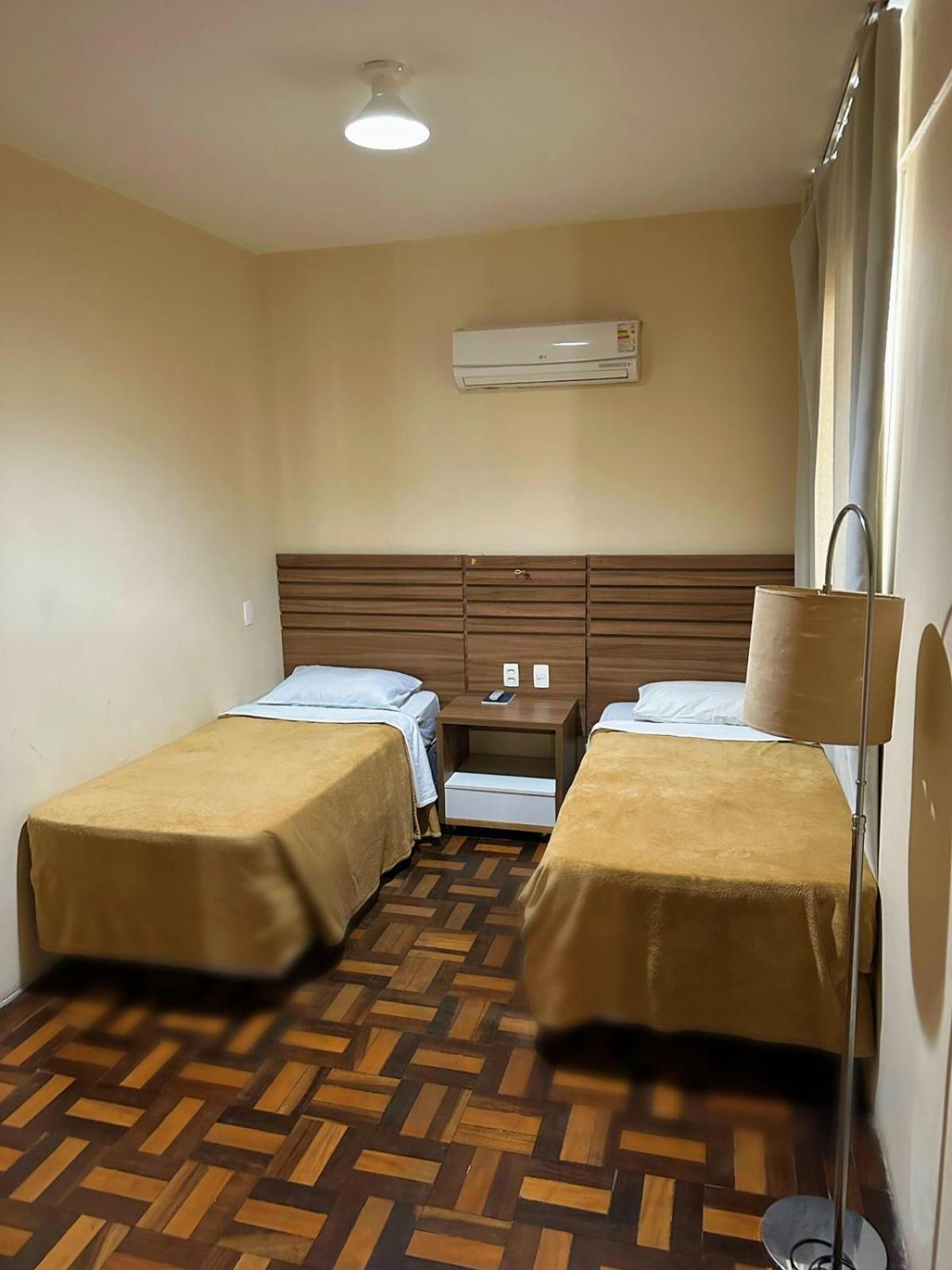 Umbu Hotel Porto Alegre - Centro Historico - Prox Aeroporto 15Min Bilik gambar