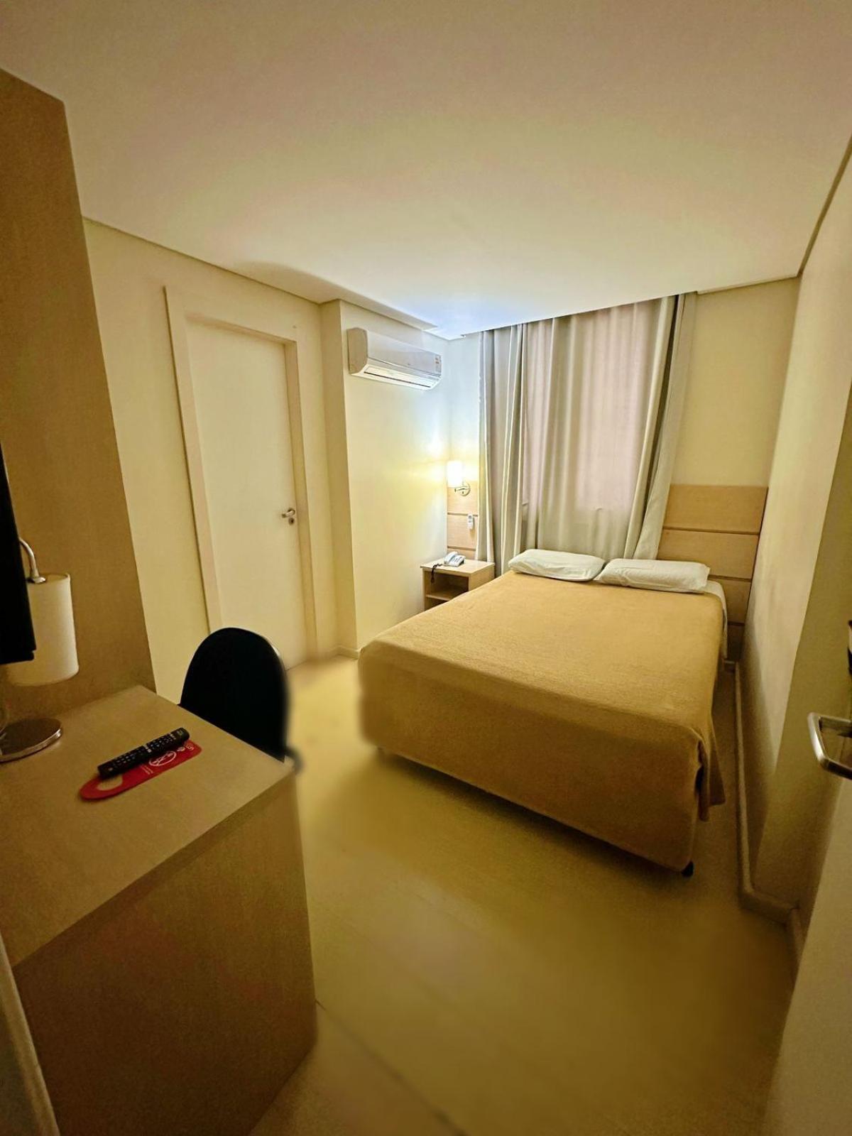 Umbu Hotel Porto Alegre - Centro Historico - Prox Aeroporto 15Min Bilik gambar
