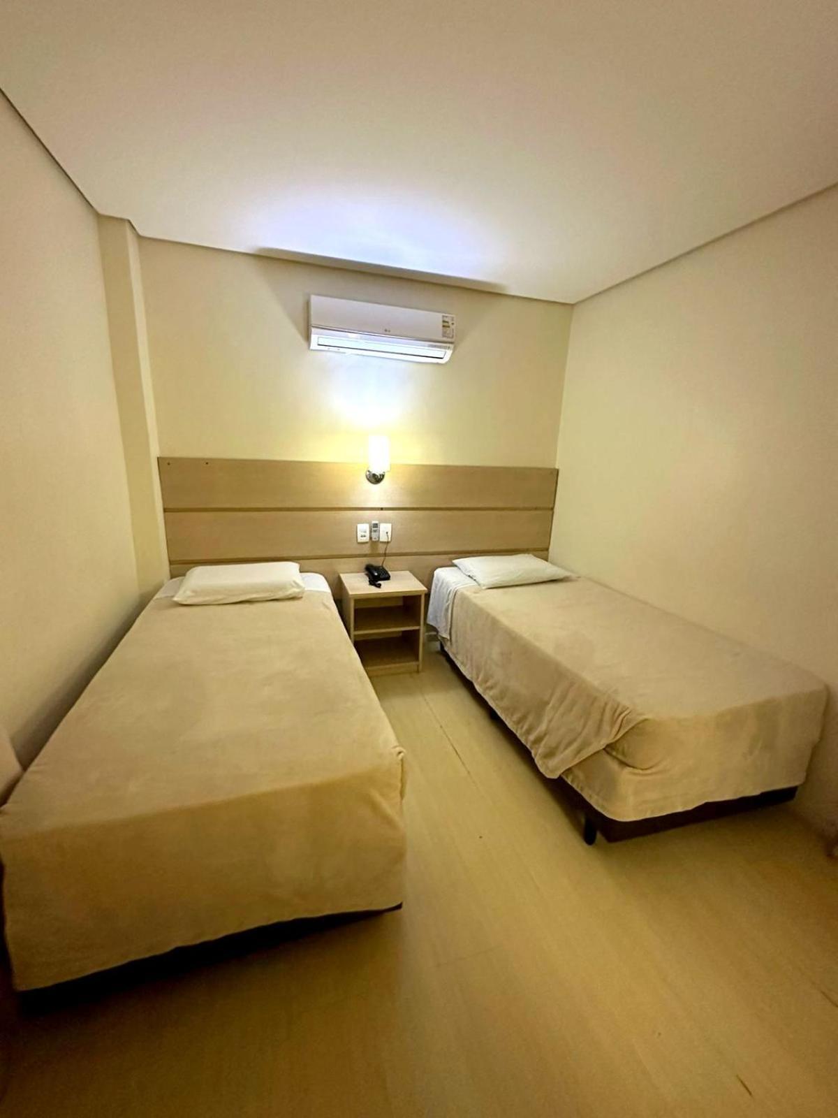 Umbu Hotel Porto Alegre - Centro Historico - Prox Aeroporto 15Min Bilik gambar