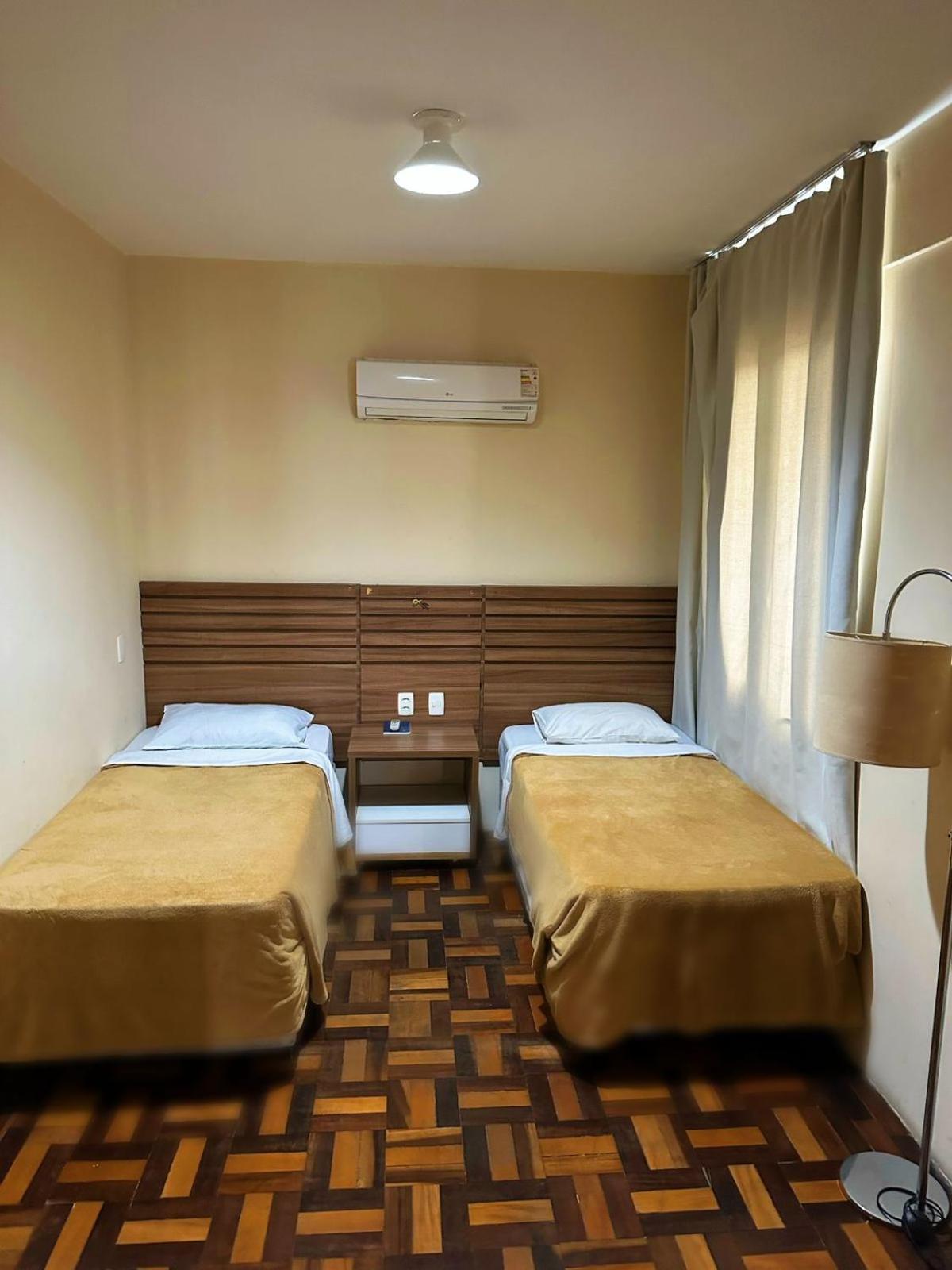 Umbu Hotel Porto Alegre - Centro Historico - Prox Aeroporto 15Min Bilik gambar