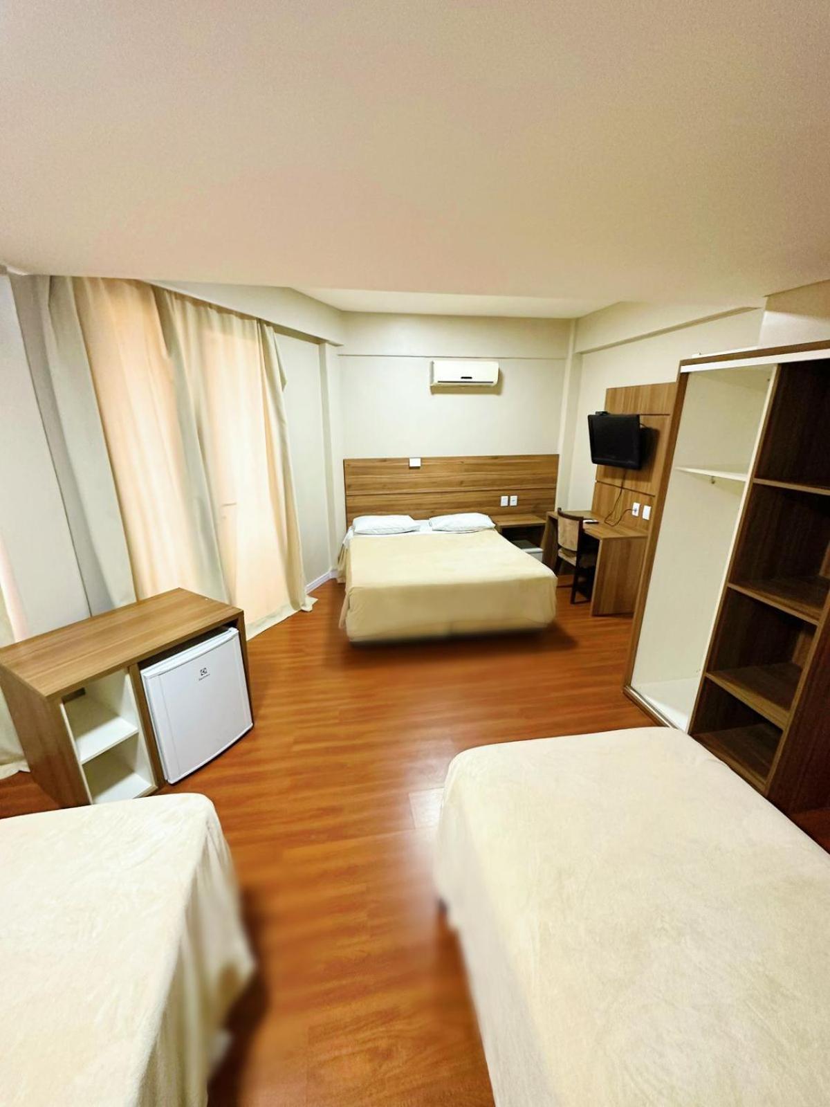 Umbu Hotel Porto Alegre - Centro Historico - Prox Aeroporto 15Min Bilik gambar