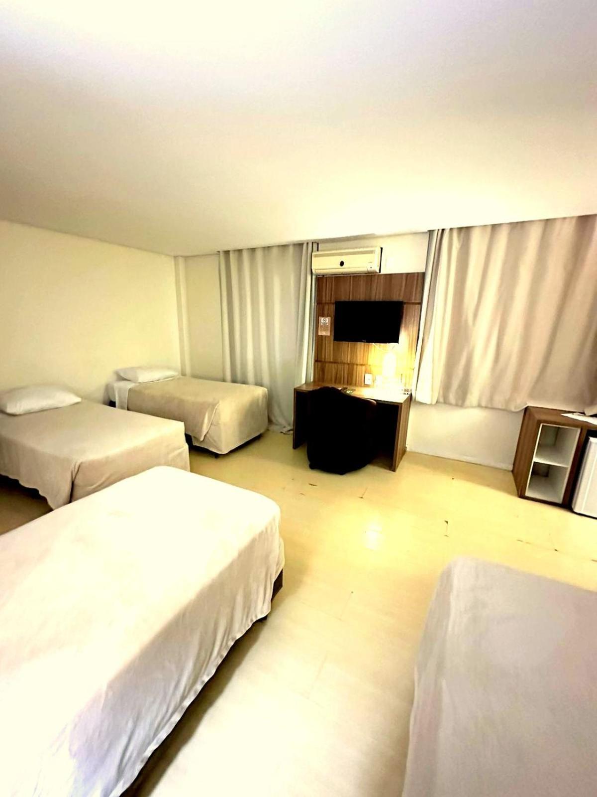 Umbu Hotel Porto Alegre - Centro Historico - Prox Aeroporto 15Min Bilik gambar
