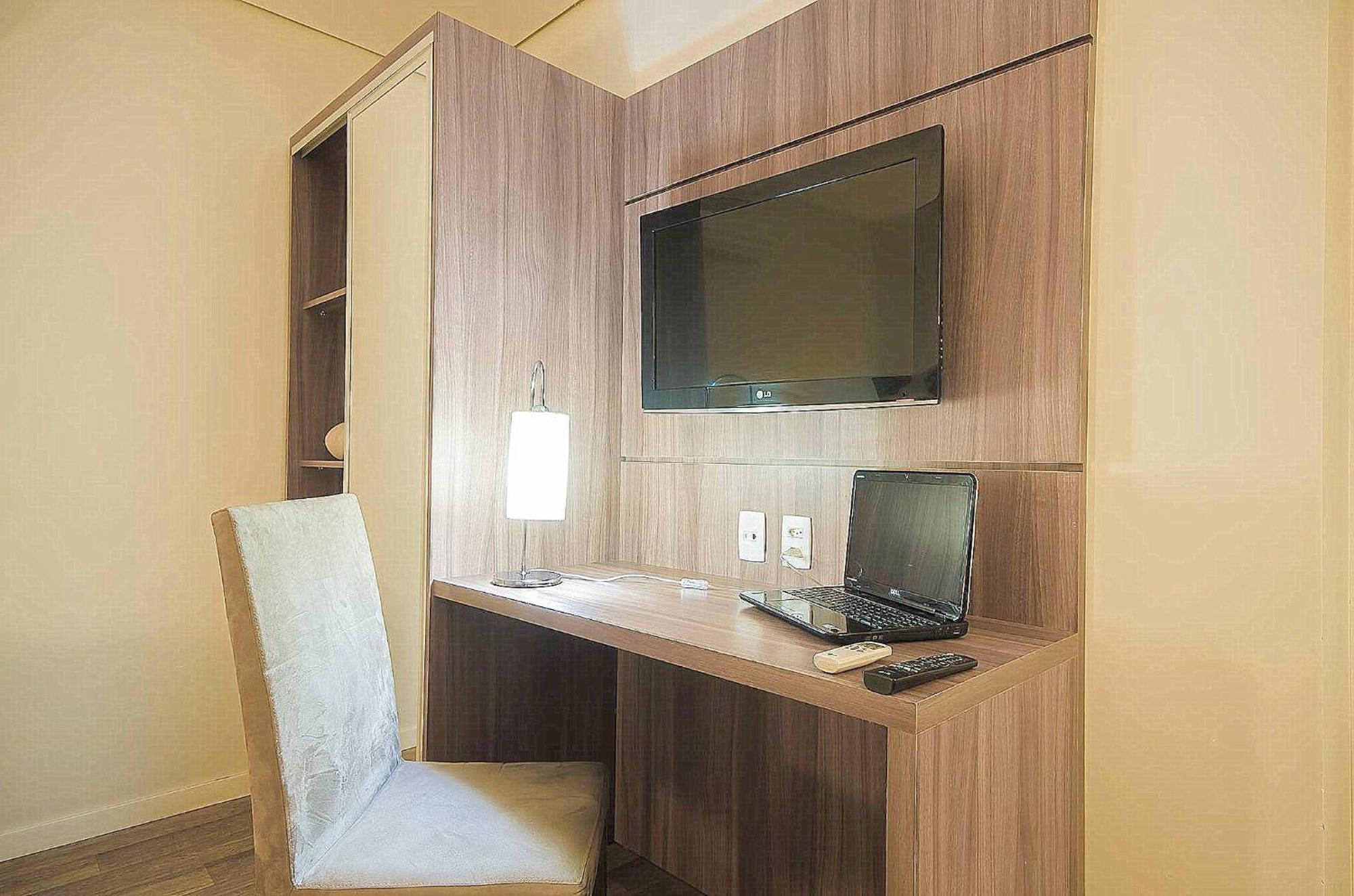 Umbu Hotel Porto Alegre - Centro Historico - Prox Aeroporto 15Min Bilik gambar